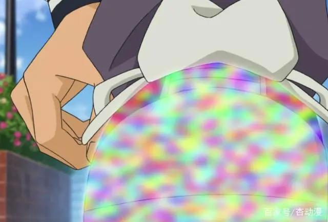 名侦探柯南：不愧是最强角色，柯南的核弹足球，被京极真一拳打飞