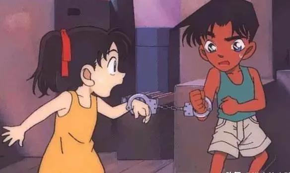 名侦探：平次与和叶，爱而不说、强行发糖，甜蜜的“欢喜冤家”