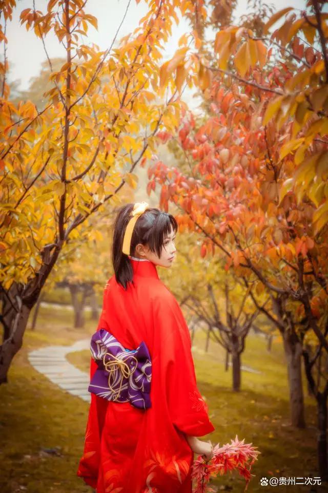 《名侦探柯南：唐红的恋歌》远山和叶cosplay