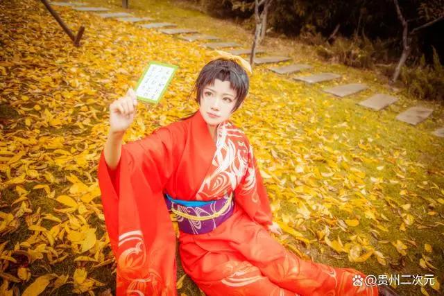 《名侦探柯南：唐红的恋歌》远山和叶cosplay