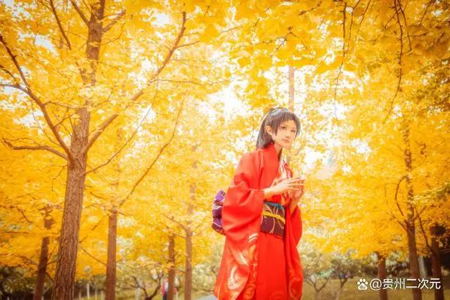 《名侦探柯南：唐红的恋歌》远山和叶cosplay