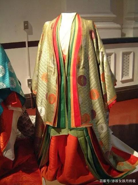 名侦探柯南剧场版《唐红的恋歌》相思形色露，欲掩不从心