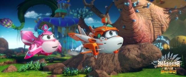 《潜艇总动员8》热映寓教于乐成合家欢动画首选