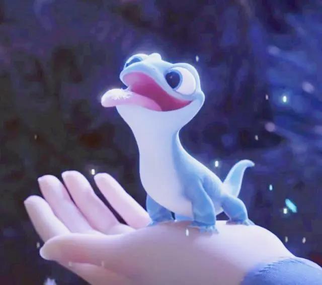 冰雪奇缘2吉祥物雪宝地位被占据，火灵成新萌神，还出了超萌戒指