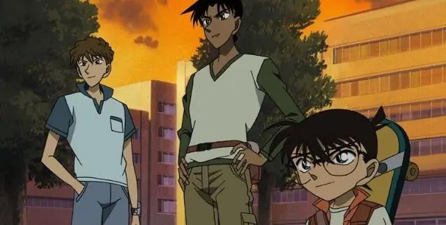 名侦探柯南：怪盗基德是侠盗，他这九次出场，目的不是为了偷宝石