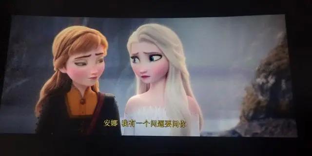 《冰雪奇缘2》一部适合在寒冷冬天观看的温暖的治愈系动画片