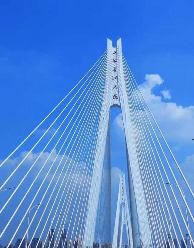 武汉夏日天空图鉴