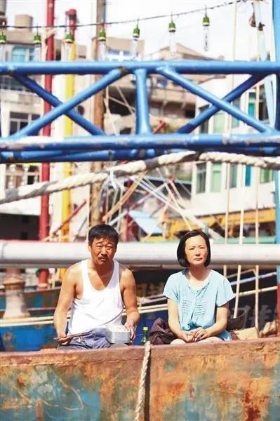 “惊奇队长”三月大片独秀，国产文艺齐盼“地久天长”