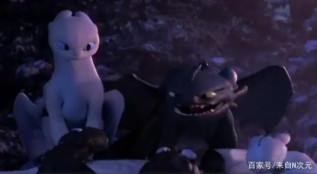 驯龙高手番外：三只小龙擅自外出被抓包，夜煞无牙仔秒变凶爸爸