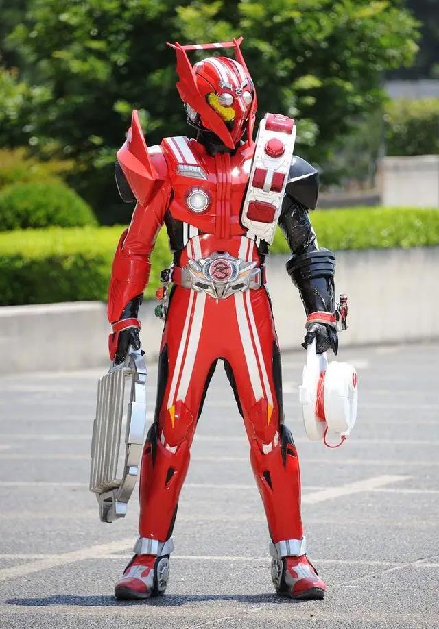 新十年假面骑士最终形态登场特效：时王最豪华，ghost最帅气！