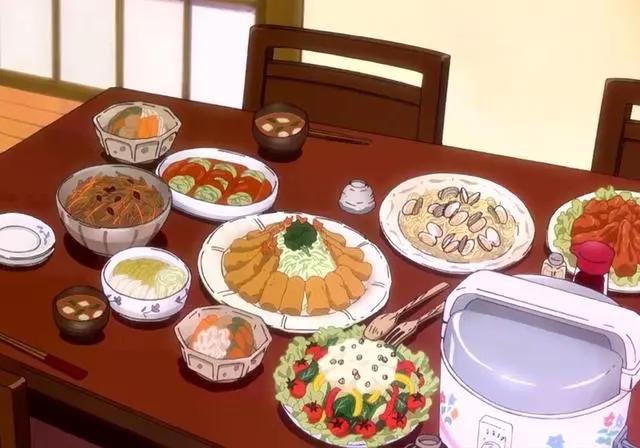 《夏目友人帐》好看好吃的美食，家人聚餐很温馨，馒头存在感很高