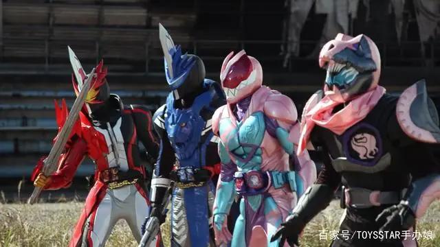 《假面骑士BeyondGeneration》剧场版开启百年大战！