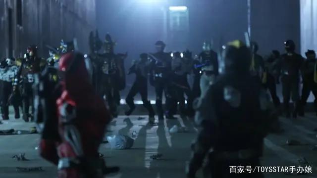 《假面骑士BeyondGeneration》剧场版开启百年大战！