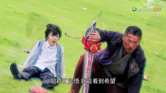 假面骑士圣刃：上代圣刃和咖喱棒的对决，三大反派怪人形象超帅气