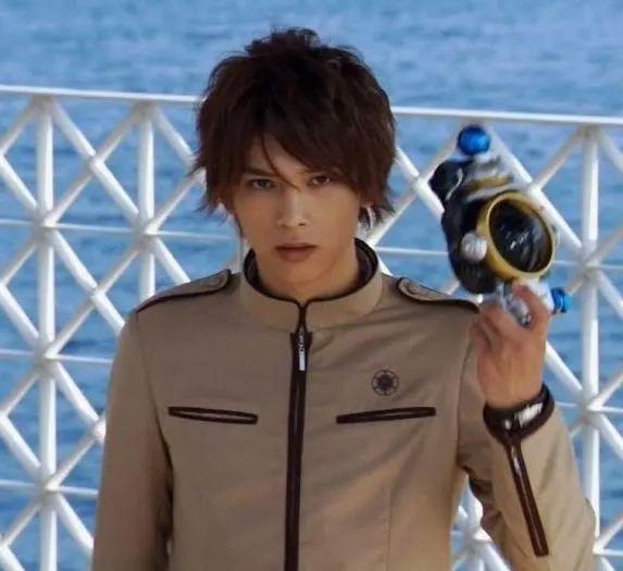 《假面骑士》系列当中哪位男主角最受欢迎？飞电或人勉强前十