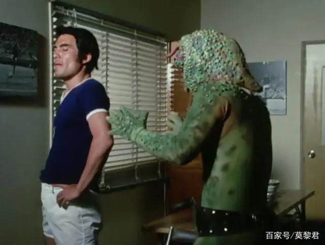 假面骑士初代：13集就迎来了大结局？看假面骑士怎样一打十！