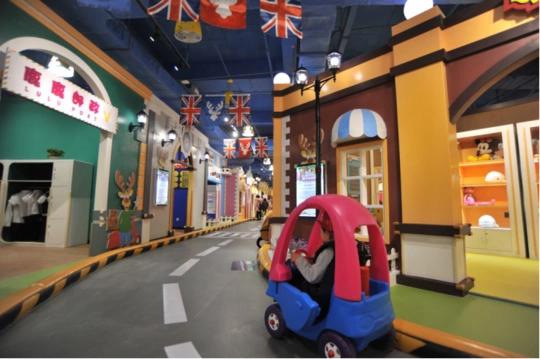 商场疯狂扩容的“儿童乐园”到底靠什么抓客流？