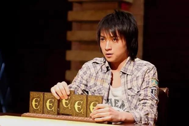 有他就不雷《10位动漫真人版最佳演员》，还原度最高的角色就是他