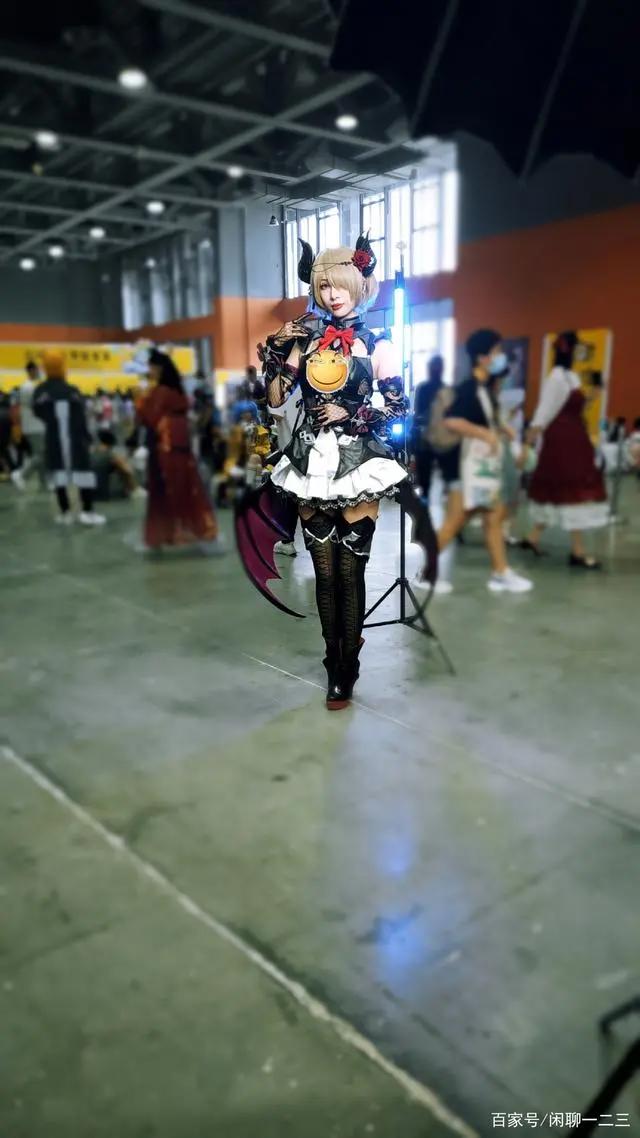 滴滴滴，请领取今天的Cosplay福利！各位绅士，你喜欢玩崩坏3吗？