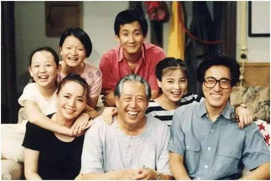 《我爱我家》贾圆圆晒日常，4岁女儿古灵精怪，撞脸包饺子