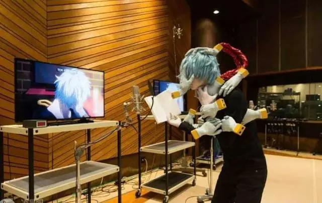 见过人气声优们cos自己配音的角色吗？最后一位简直不忍直视