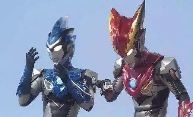 二次元中各国经典英雄形象对比