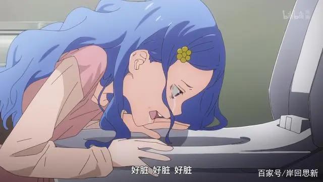 阿哔冷门新番引争议：女主被继父强吻，对肥宅感到恶心？