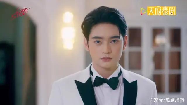 泰版《恋爱舞台》爆笑来袭！大明星痴情攻与可爱少女受，可追！