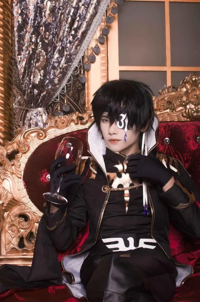 亡国的阿基德cosplay你还在看什么