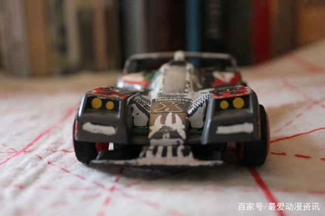 谁还记得这部动漫？你曾经哭着求爸爸给你买过哪部赛车？