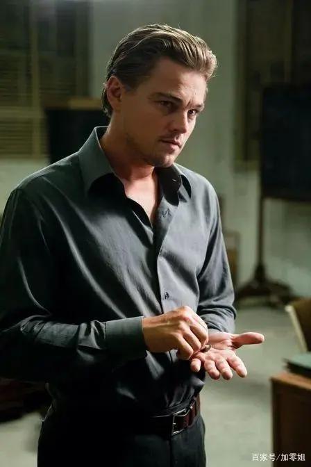 奥斯卡影帝之子，史上最帅蝙蝠侠，诺兰新片又收割了哪些男神女神