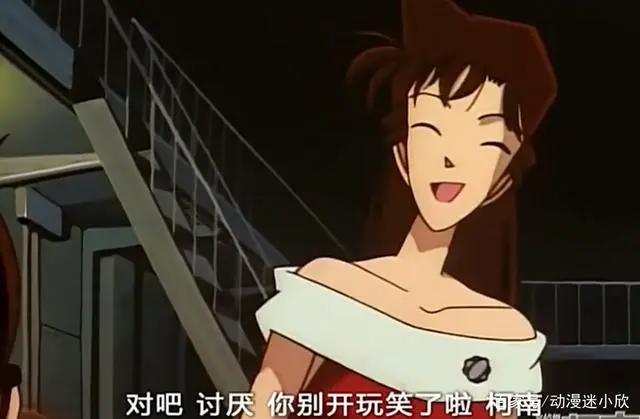 《柯南》：基德的快乐女装史，请不要逼他，他什么衣服都穿得出来