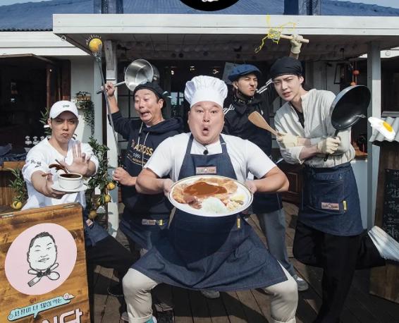 老罗新综艺《尹stay》依旧是熟悉的治愈配方，还是那么好看