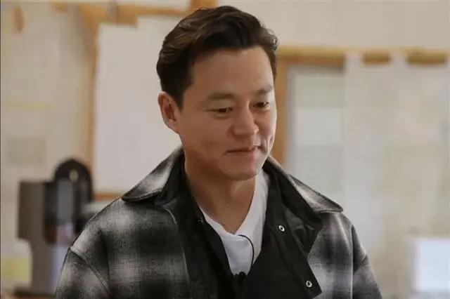 朴叙俊剁了两小时牛肉，切到生无可恋，开玩笑说下部戏就来演屠夫