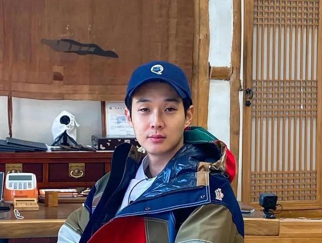 《尹STAY》客人送画崔宇植朴叙俊笑喷：“他画的是宋康昊吧？”