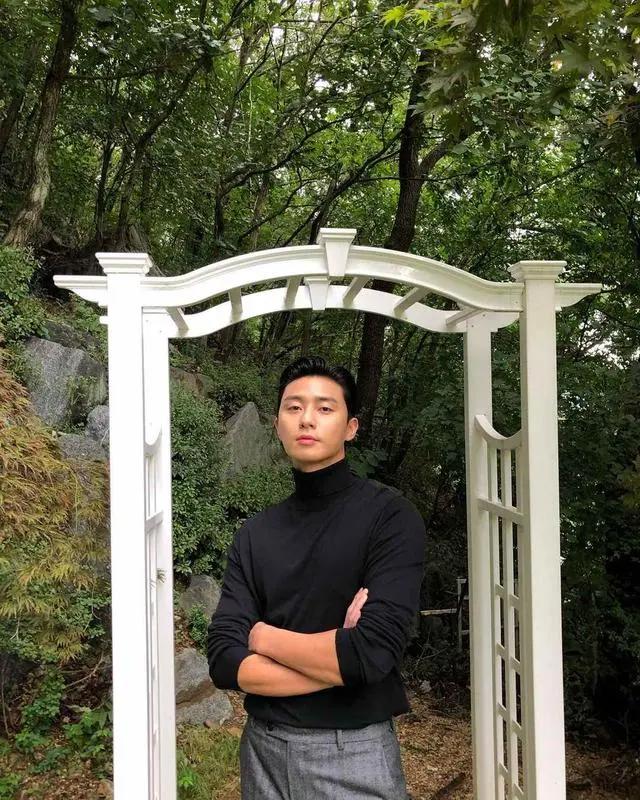 《尹STAY》挑战职业极限营业一天就累坏成员