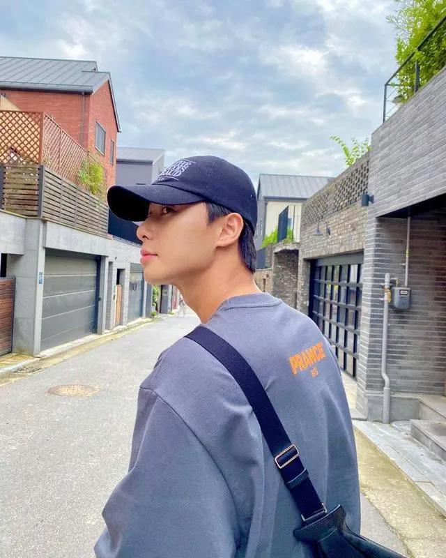 《尹STAY》第一集就出现罗PD是否过分的争议