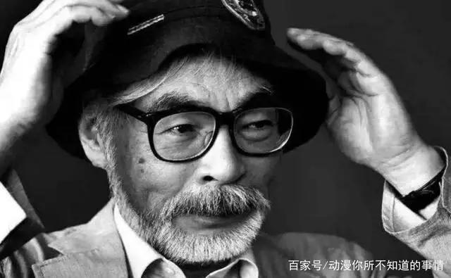 《你的名字》你不知道的10件事，穿越时空早有提示，注意手机日期