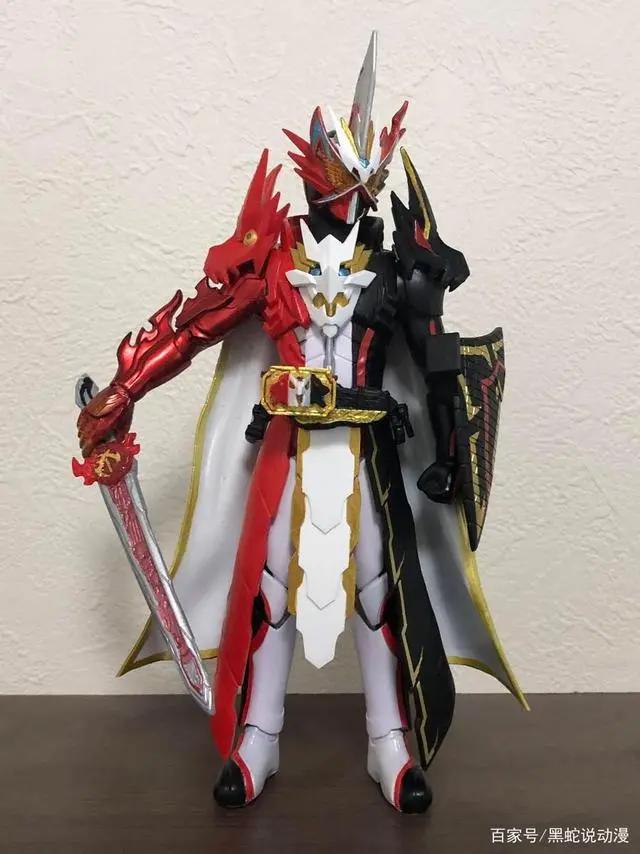 假面骑士圣刃：玩家自改剧场版限定形态情感龙四仔的盾牌真好用