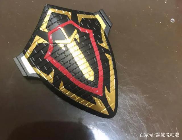 假面骑士圣刃：玩家自改剧场版限定形态情感龙四仔的盾牌真好用