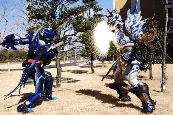 假面骑士圣刃30话伦太郎回归后的首战，芽依成为猫系米吉多！