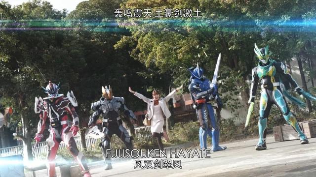 假面骑士圣刃：万万没想到，不善社交的恒剑，居然会是芽衣的粉丝