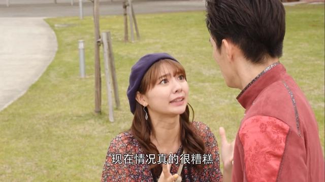 假面骑士圣刃：万万没想到，不善社交的恒剑，居然会是芽衣的粉丝