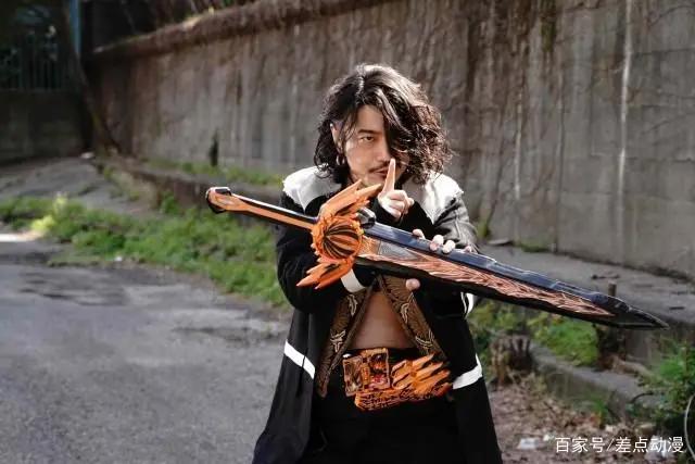 假面骑士圣刃：34话大混战，仁叔回归KO全场