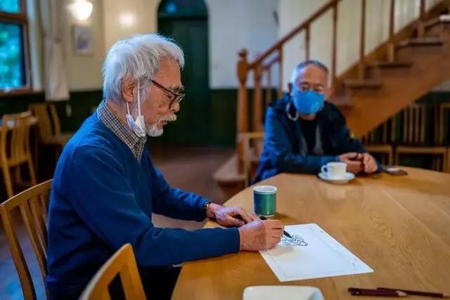 20岁的《千与千寻》，为何能一直屹立在日本动画的巅峰位置？