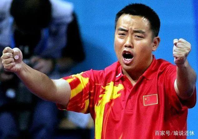 许昕拿国球漫画炫酷，刘国梁狂怼：当年这样的艺术家一抓一大把