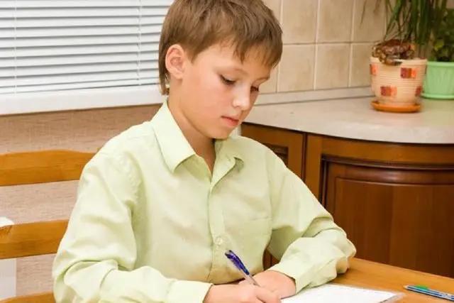 一二年级成绩具有强烈的欺骗性，不狠抓这6点，三四年级拉距离