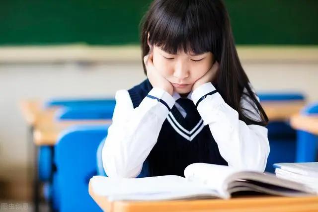 班主任坦言：数学成绩好的学生，大多有这5种表现，你有几种？