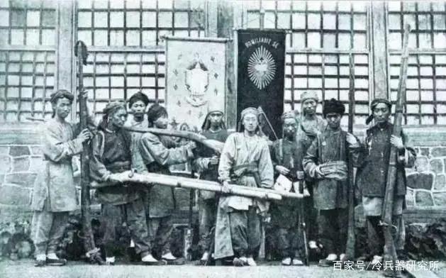 战锤3震旦宣传片中的东亚武器