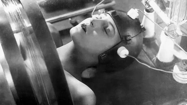 历史上的今天1927年1月10日《大都会》电影在德国柏林首映